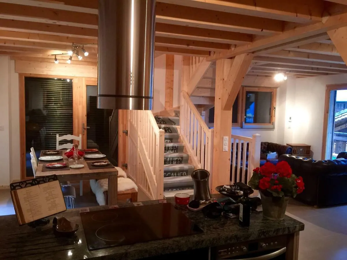 Holiday home Chalet Serin Saint-Jean-d'Aulps
